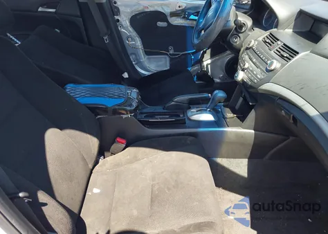 2009 Honda Accord 2.4 Ex from USA, damaged, VIN 1HGCP26779A031036